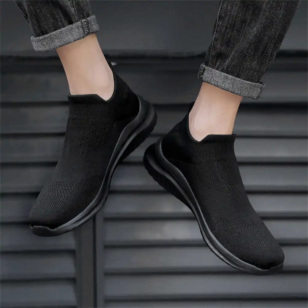 Kawaii Tech Accessories - Sepatu olahraga pria, krem lembut baru